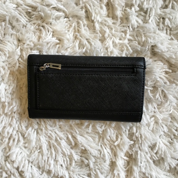 👜✨ GUESS PURSE AND MATCHING WALLET SET - Picture 4 of 5